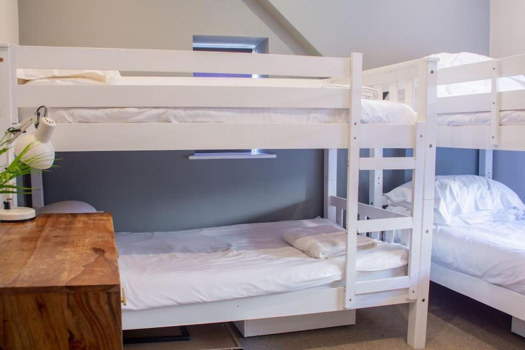 Edge14- Spacious, Stylish And Near The Beach! New Quay Eksteriør bilde