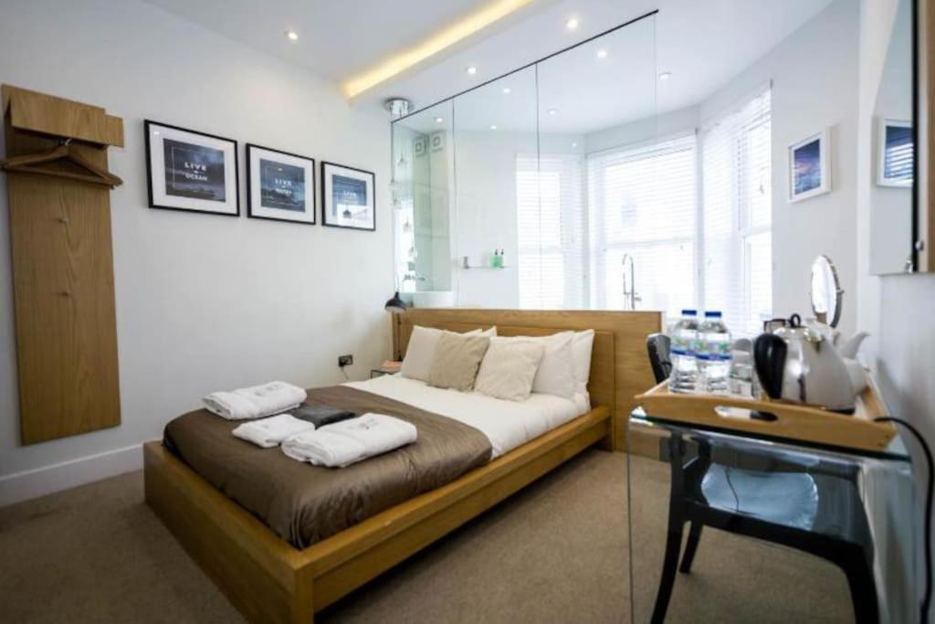 Edge14- Spacious, Stylish And Near The Beach! New Quay Eksteriør bilde
