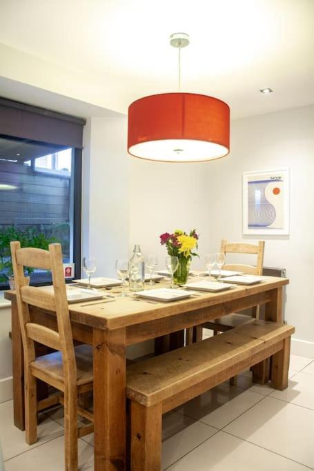 Edge14- Spacious, Stylish And Near The Beach! New Quay Eksteriør bilde