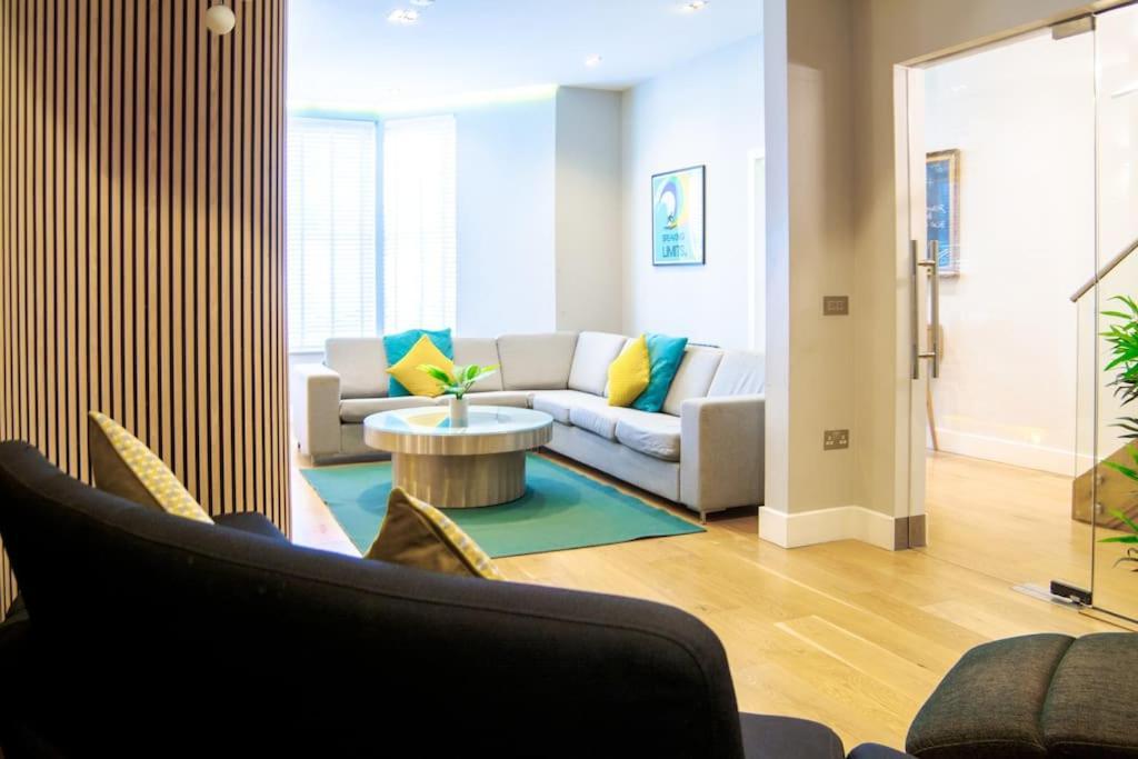 Edge14- Spacious, Stylish And Near The Beach! New Quay Eksteriør bilde